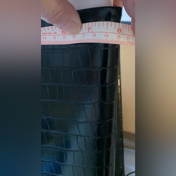 NWT Worthington Pleasant Black Heeled Fashion Boots w/Crocodile Pattern; Size 7M - Picture 6 of 7